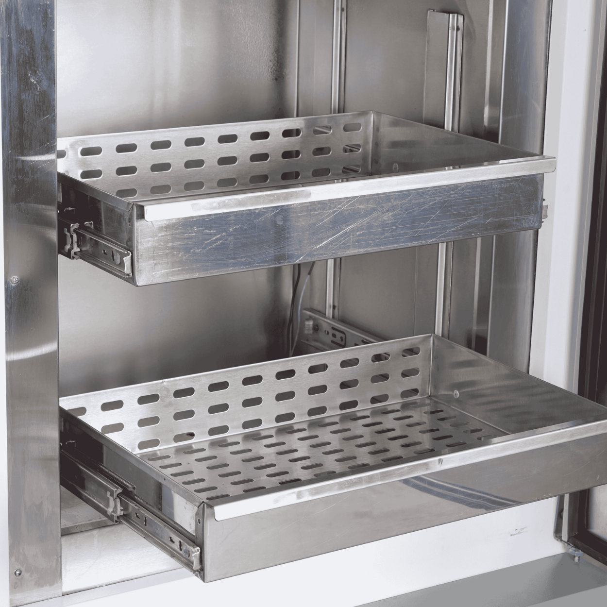 Ice Lined Refrigerator ( Vertical)